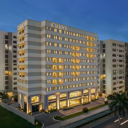 Готель Hiive By Fusion Binh Duong - Vsip 1 Thuan An Екстер'єр фото
