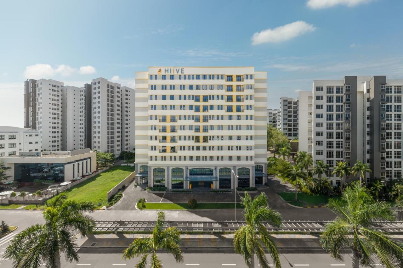 Готель Hiive By Fusion Binh Duong - Vsip 1 Thuan An Екстер'єр фото